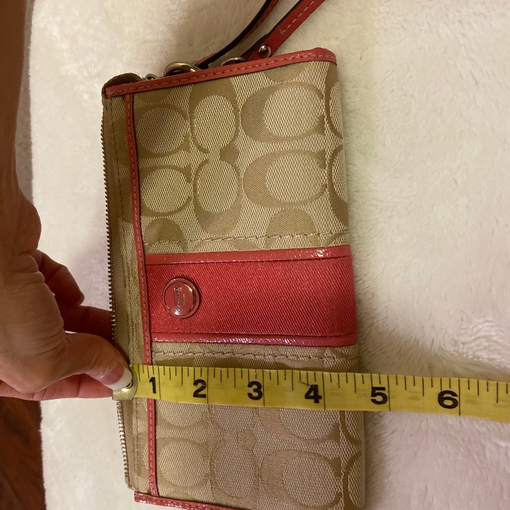 Coach Wallet/Wristlet - Picture 7 of 9